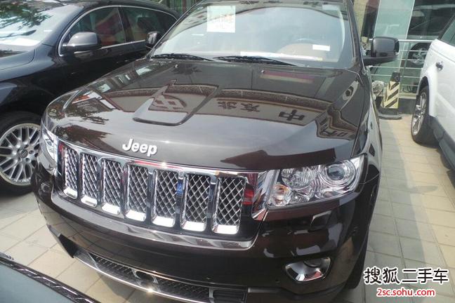 Jeep大切诺基2012款5.7L 旗舰尊崇版