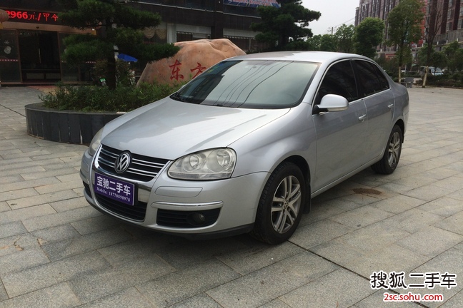 大众速腾2009款1.6L 手动时尚型