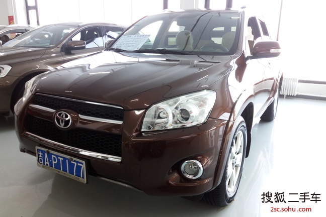 丰田RAV42011款2.4L 自动四驱至臻版 