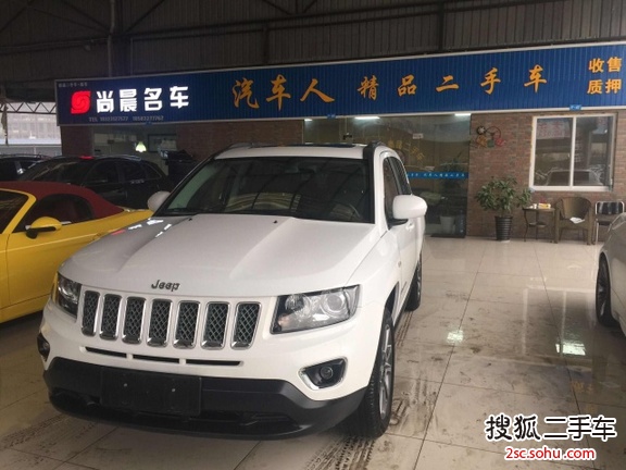 Jeep指南者2014款改款 2.4L 四驱豪华版