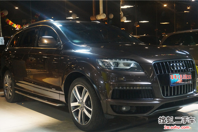 奥迪Q72011款3.0TFSI 舒适型(L)