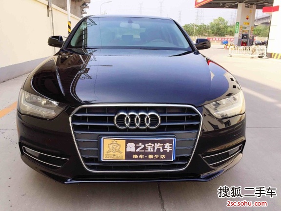 奥迪A4L2013款30 TFSI 自动舒适型