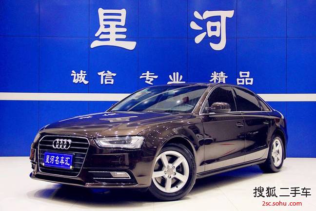 奥迪A4L2015款35 TFSI 自动标准型