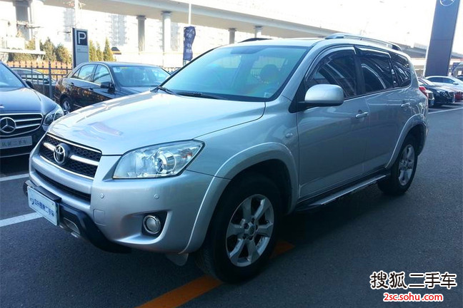 丰田RAV42009款2.4L 自动豪华版