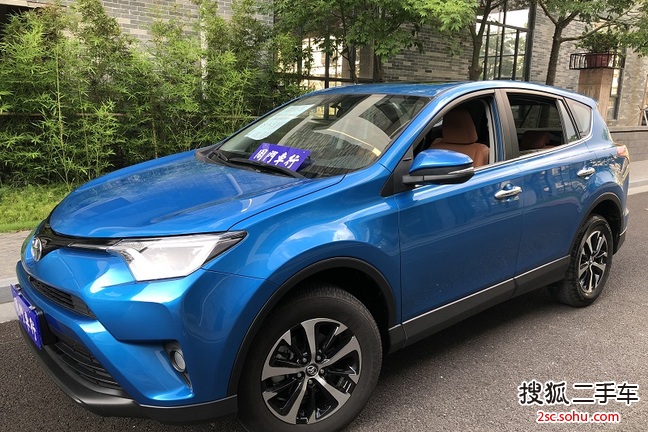 丰田RAV4荣放2016款荣放 2.0L CVT两驱风尚版