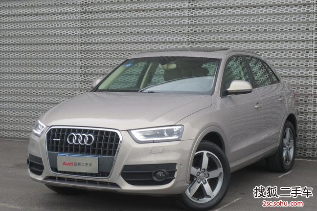 奥迪Q32013款40 TFSI 全时四驱豪华型