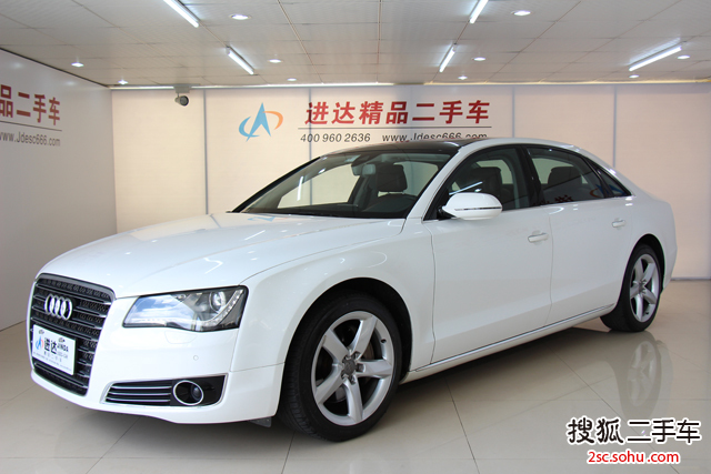 奥迪A8L2011款3.0TFSI low quattro 豪华型