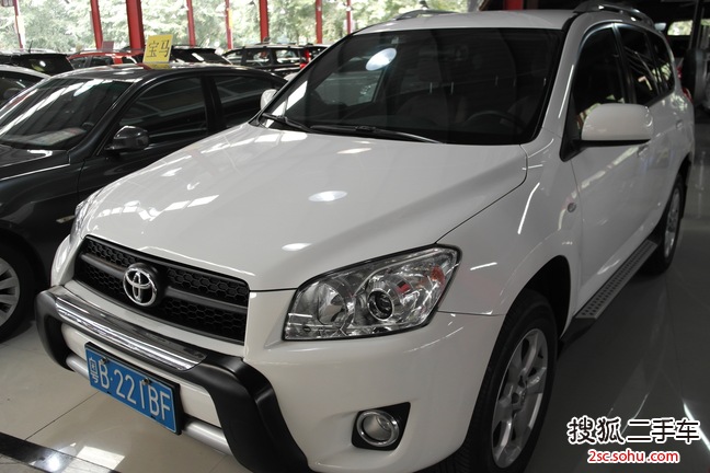 丰田RAV42011款2.0L 自动经典版