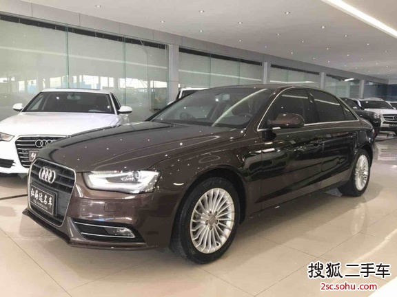 奥迪A4L2015款35 TFSI 自动豪华型