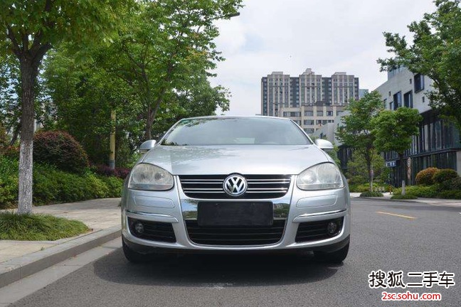 大众速腾2009款1.6L 自动时尚型