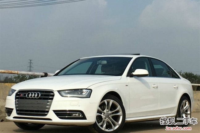 奥迪A4L2013款35 TFSI 自动舒适型