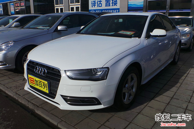 奥迪A4L2013款35 TFSI 自动豪华型