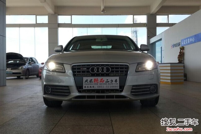 奥迪A4L2011款2.0TFSI 舒适型