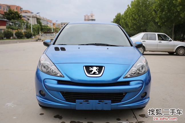 标致Cross 2072013款1.4L 手动品乐型