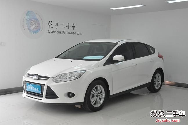 福特福克斯两厢2012款1.6L 自动舒适型