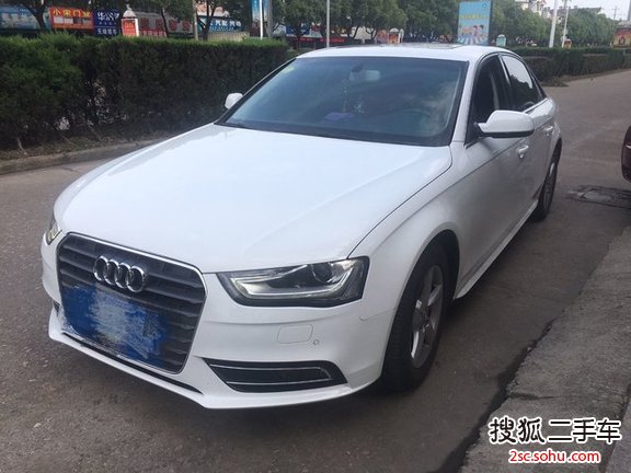 奥迪A4L2013款35 TFSI 自动舒适型