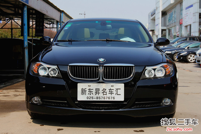 宝马3系2006款320i 2.0 手自一体时尚版