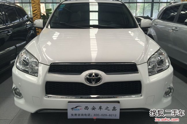 丰田RAV42013款特享版 2.4L 自动四驱尊崇 