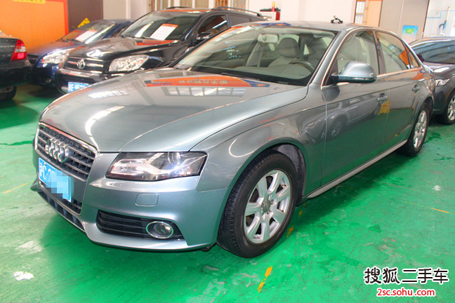 奥迪A4L2009款2.0TFSI 舒适型