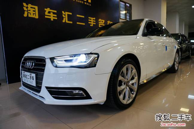 奥迪A4L2013款35 TFSI 自动舒适型