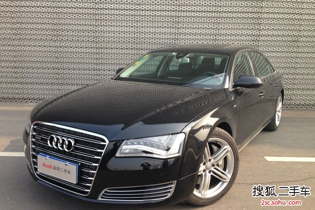 奥迪A8L2013款45 TFSI quattro舒适型