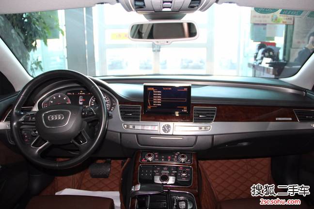 µA8L20113.0TFSI high quattro 