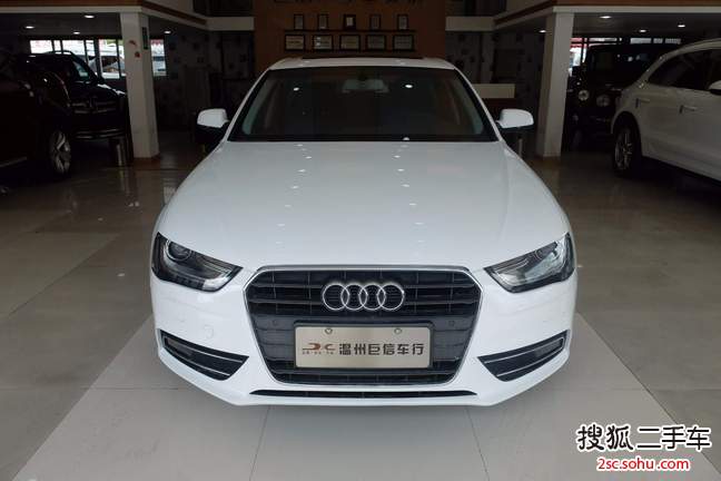 奥迪A4L2013款35 TFSI 自动标准型