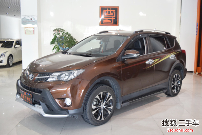 丰田RAV42013款2.5L 自动四驱尊贵版 