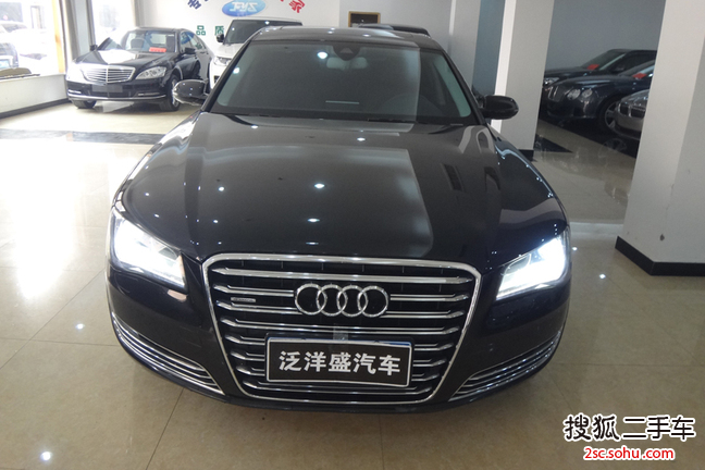 奥迪A8L2013款50 TFSI quattro豪华型