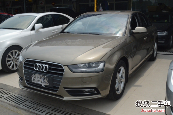 奥迪A4L2012款1.8TFSI 舒适型