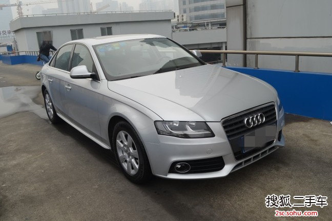 奥迪A4L2010款1.8TFSI 舒适型