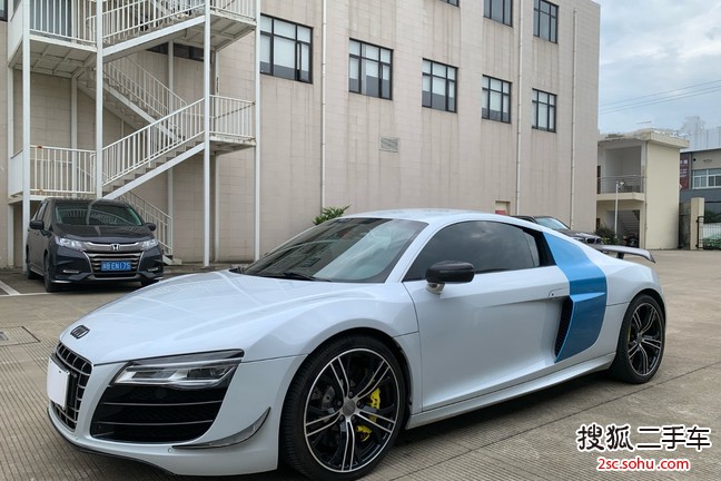 宁波二手奥迪R82013款5.2 FSI quattro 中国专享版价格65.8万 