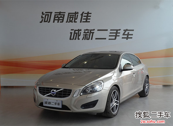 沃尔沃S602011款2.0T 舒适版