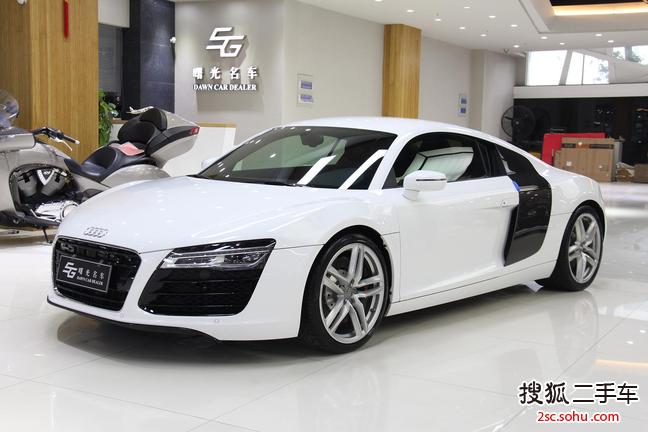 奥迪R82014款4.2 FSI quattro