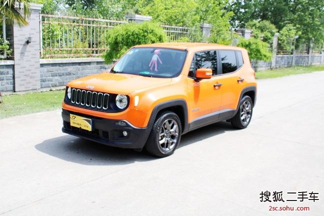 Jeep自由侠2017款180T 自动动能版+