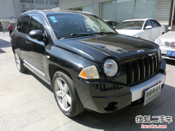 Jeep指南者2009款2.4L 限量版