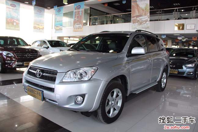 丰田RAV42009款2.4L 自动豪华导航版