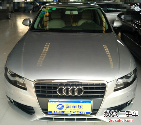 奥迪A4L2011款2.0TFSI 尊享型