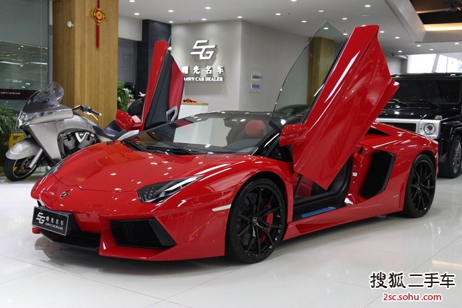 兰博基尼Aventador2013款LP700-4 敞篷版