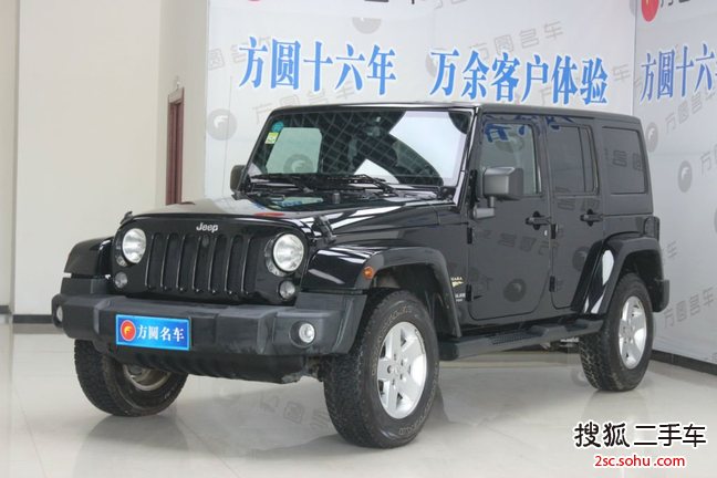 Jeep牧马人四门版2014款3.0L 撒哈拉