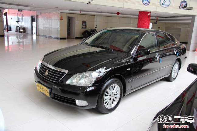 丰田皇冠2008款2.5L Royal 真皮版