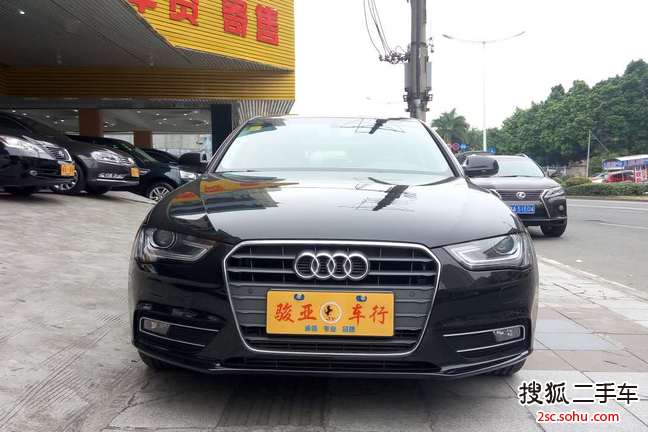 奥迪A4L2015款35 TFSI 自动舒适型