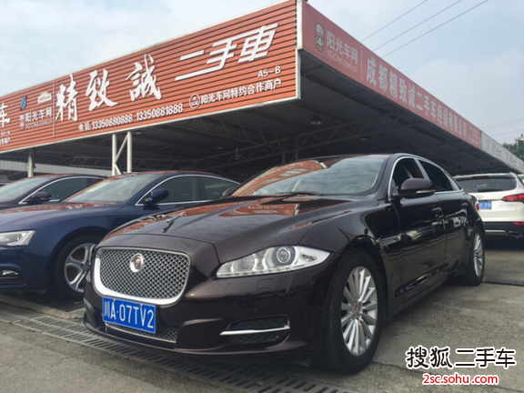 捷豹XJ2015款XJL 2.0T 两驱典雅商务版