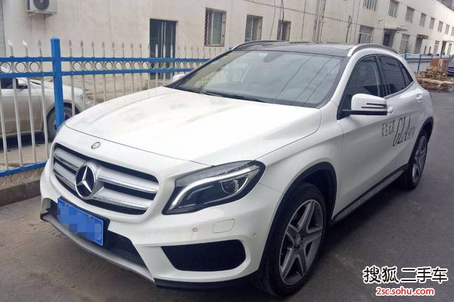 奔驰GLA级2015款GLA 260 4MATIC 