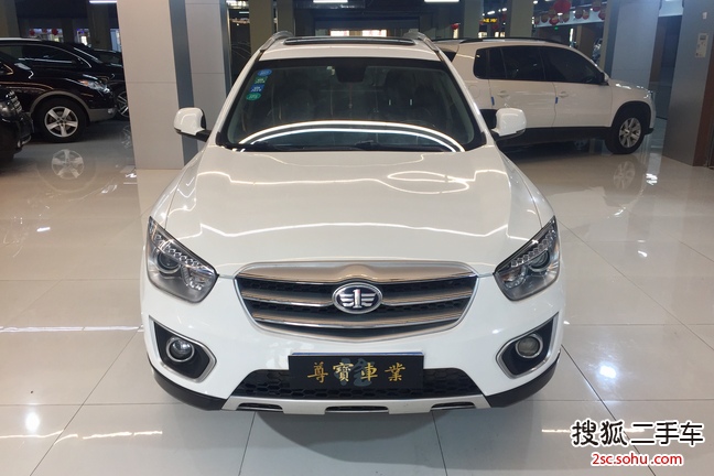 奔腾X802015款2.0L 自动舒适型