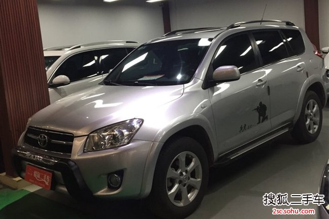 丰田RAV42009款2.4L 自动豪华导航版