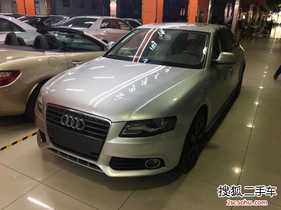 奥迪A4L2010款2.0TFSI 舒适型