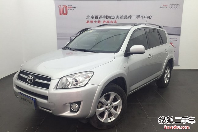 丰田RAV42011款2.4L 自动四驱豪华版 