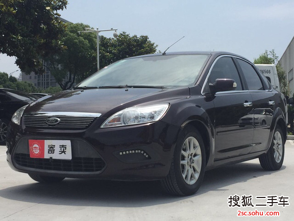 福特福克斯三厢2011款1.8L 手动舒适型