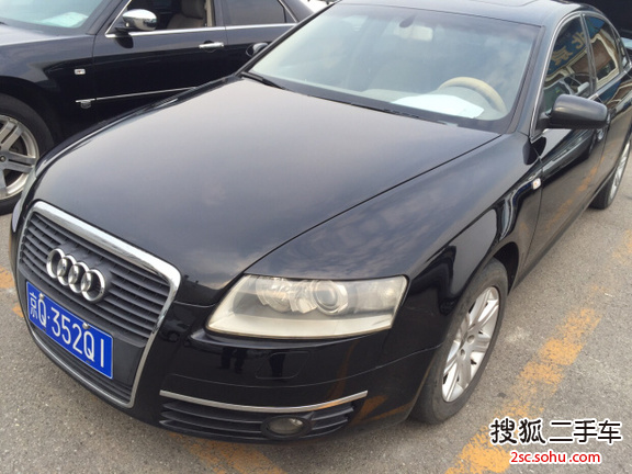 奥迪A6L2005款3.0L quattro® 无级手动一体领先尊亨型